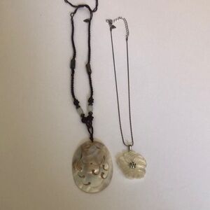 2 vintage cookie Lee mother of pearl necklaces